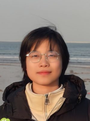 25级 硕士研究生 岑梦月